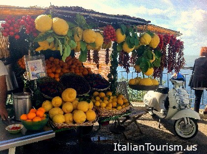 italy tour amalfi coast lemons