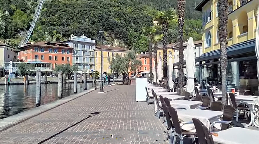 lake garda sightseeing small town on waterside cafe